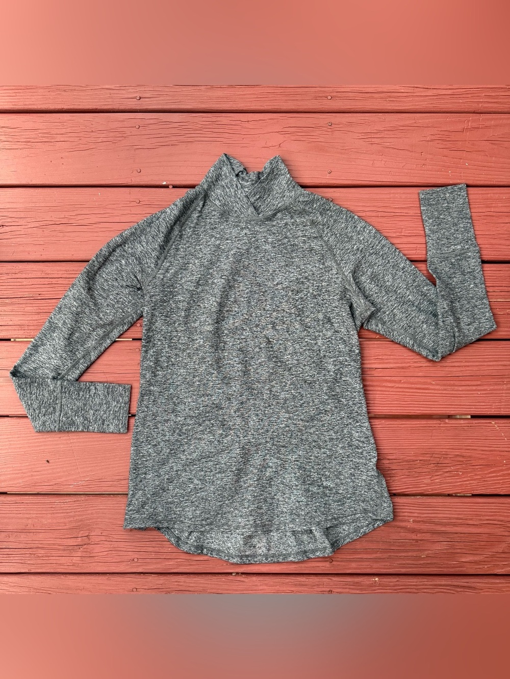 lululemon athletica Heathered Gray Long-Sleeve Pullover